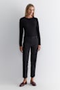 Evie Straight Capri Pant