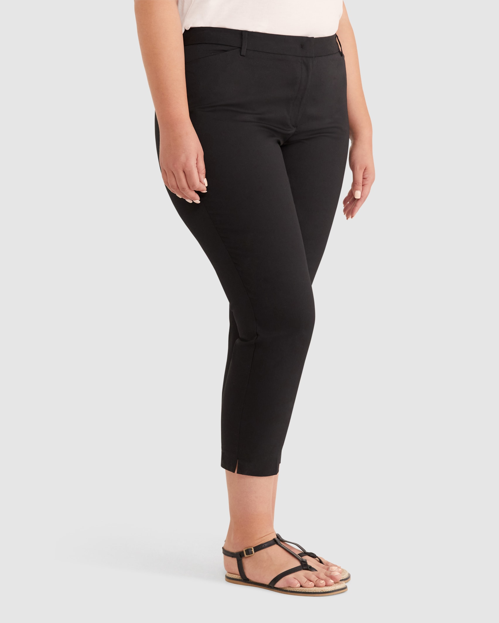 Evie Capri in BLACK