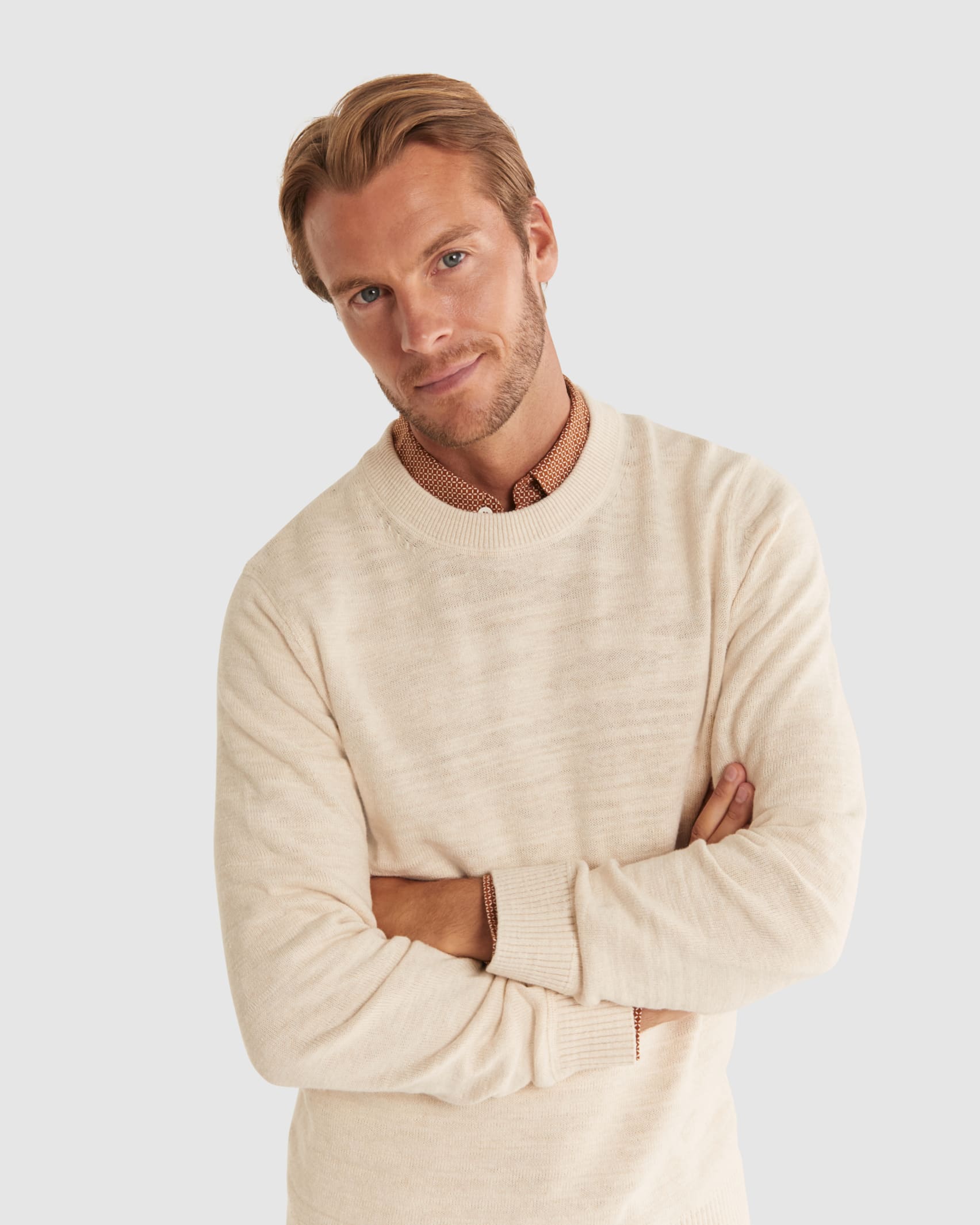 Oliver Crew Neck Knit in OFF WHITE