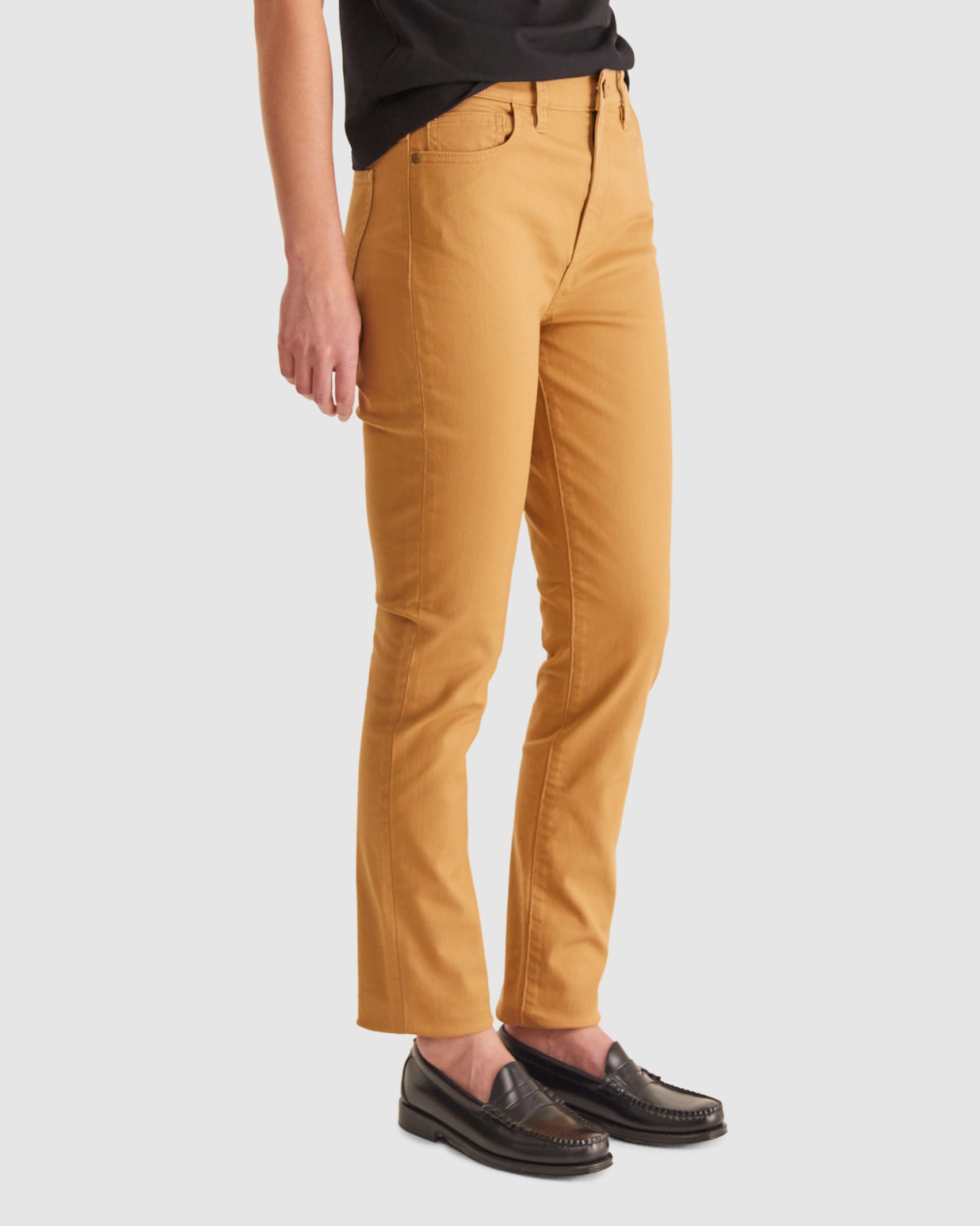 Lari Slim Jean in CAMEL