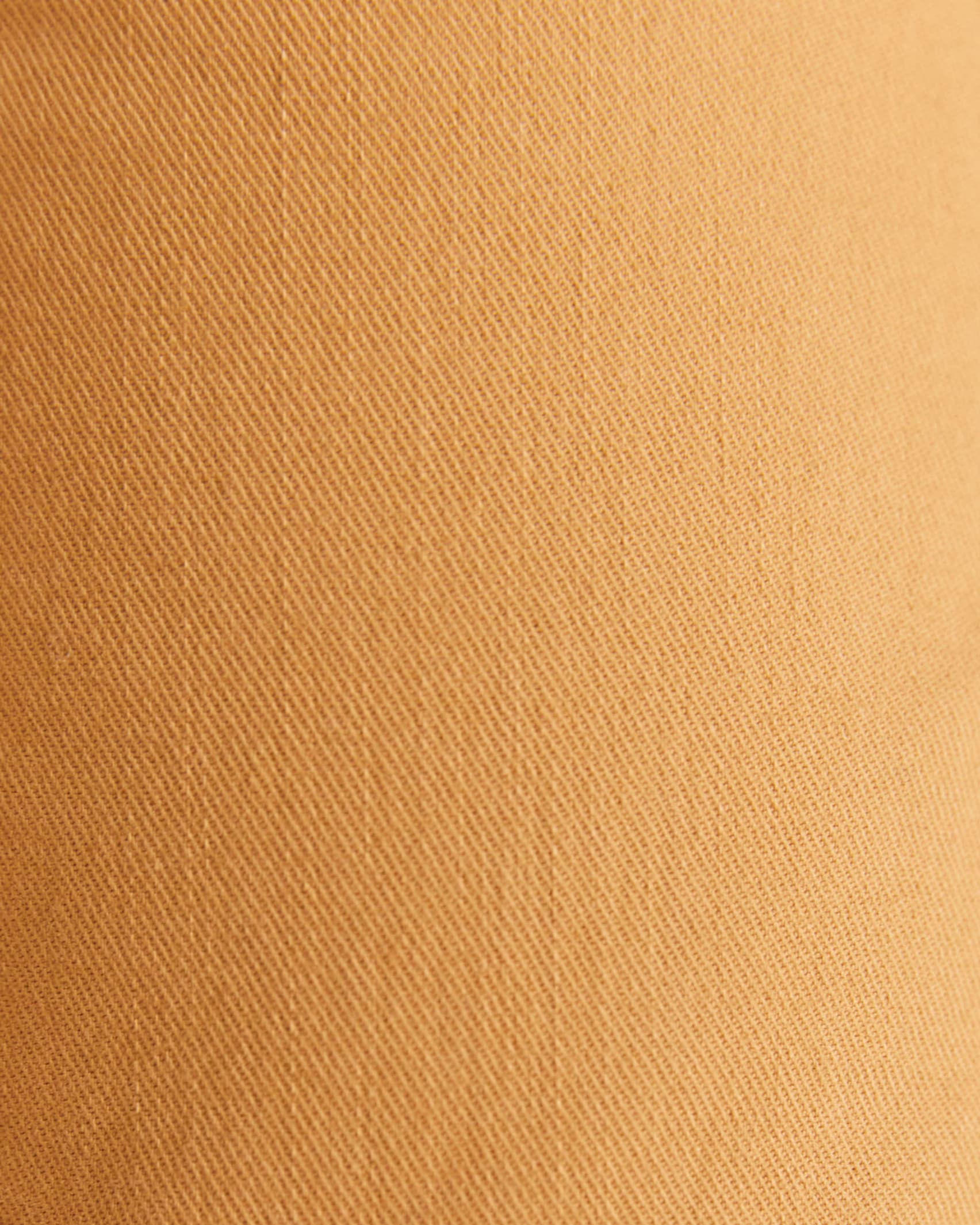 Lari Slim Jean in CAMEL