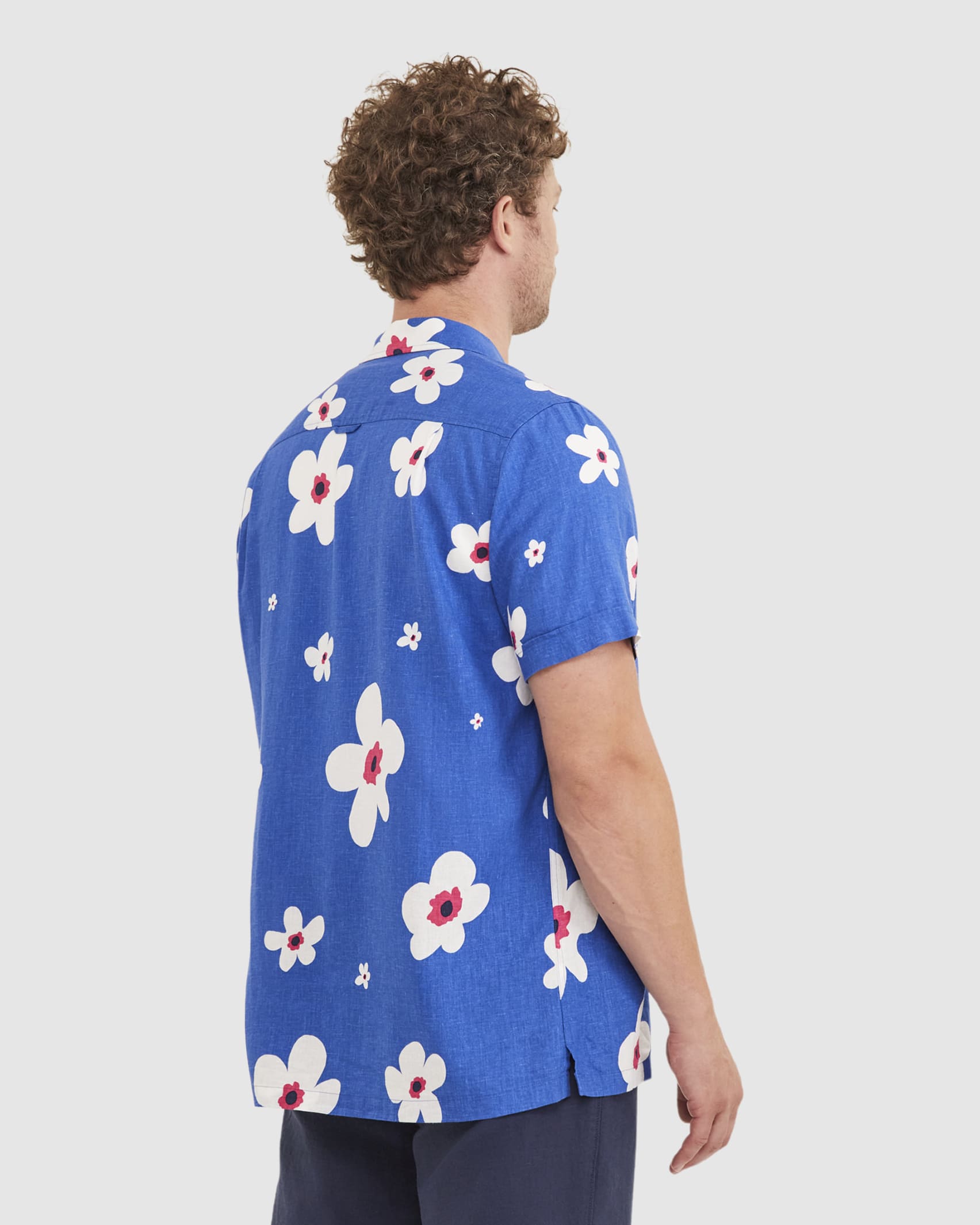 Ollis Short Sleeve Shirt in DELFT BLUE