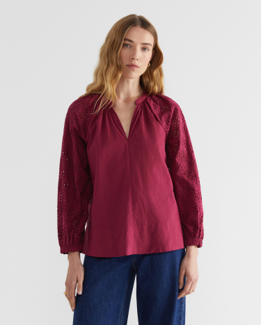 Sorrento Broderie Blouse in PINOT