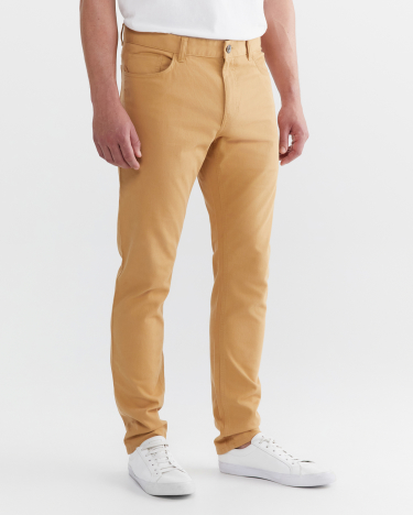 Tapered Bedford Jean in COFFEE