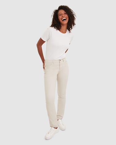 Lari Slim Jean in PUTTY