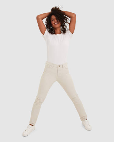 Lari Slim Jean in PUTTY