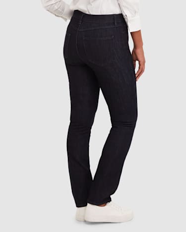 Lari Slim Jean in DEEP INDIGO