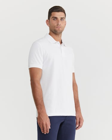 Pique Polo in WHITE