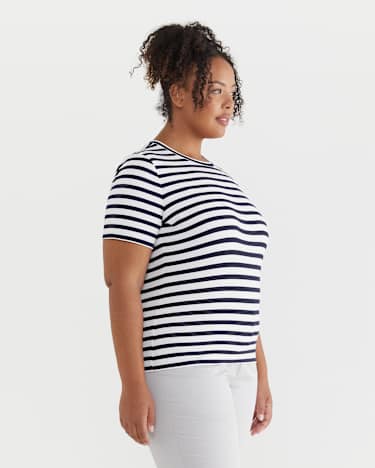 The Perfect T-Shirt in NAVY/WHITE