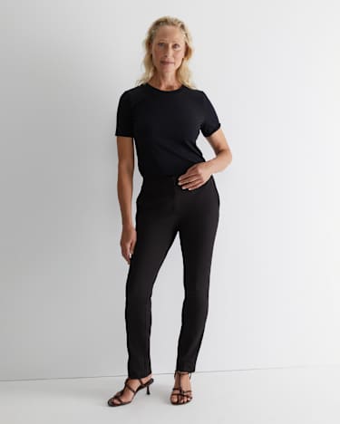 Yvonne Pant in BLACK