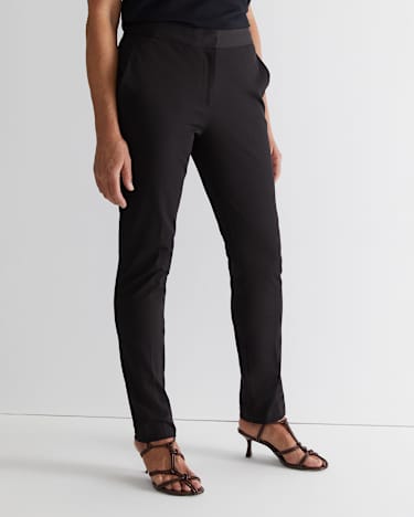 Yvonne Pant in BLACK