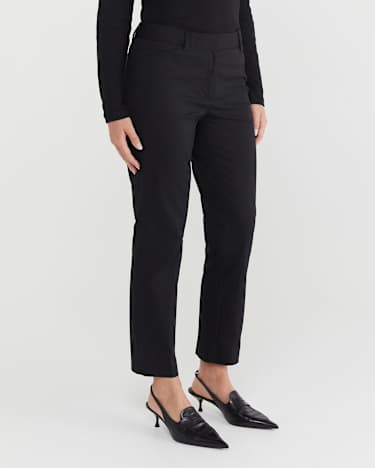 Eva Capri in BLACK
