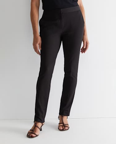 Yvonne Pant in BLACK