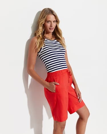 Rosa Linen Short in RED
