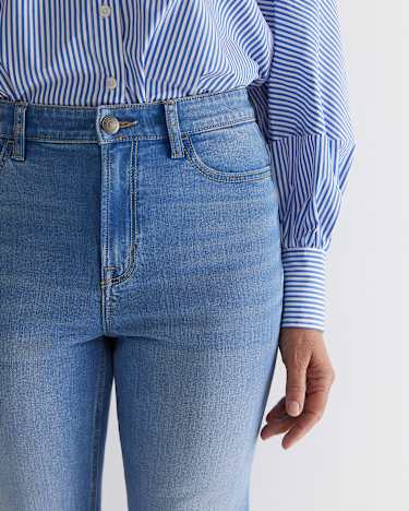 Holly Bootleg Jean in SOFT BLUE