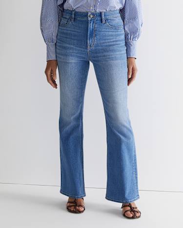 Holly Bootleg Jean in SOFT BLUE