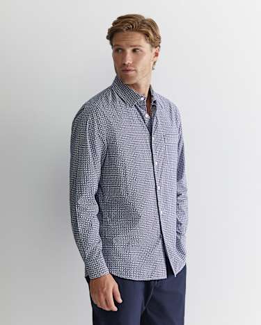 Claremont Print Shirt in BALL POINT BLUE