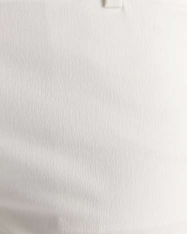 Evie Capri Pant in MILK