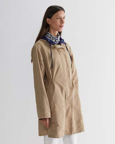 Adele Reversible Anorak in NAVY/CAMEL