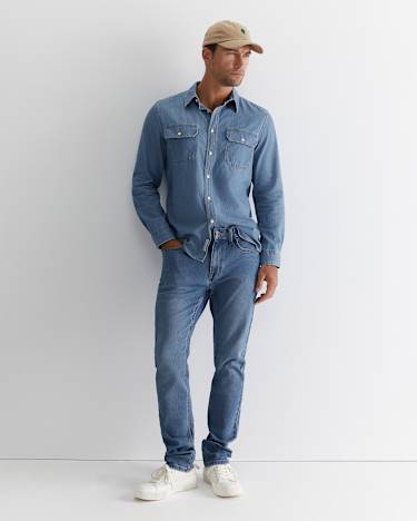 Jackson Slim Jean in LIGHT BLUE WASH