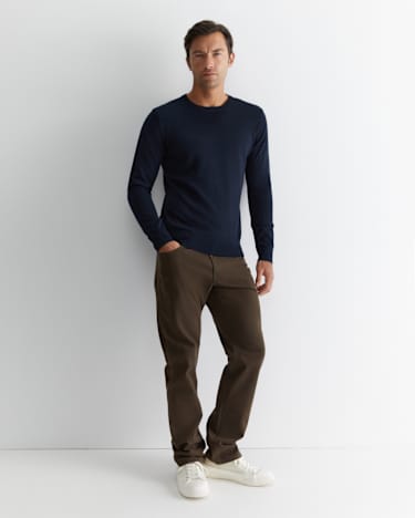Merino Crew Neck Knit in NAVY
