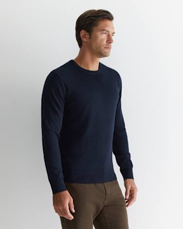 Merino Crew Neck Knit in NAVY