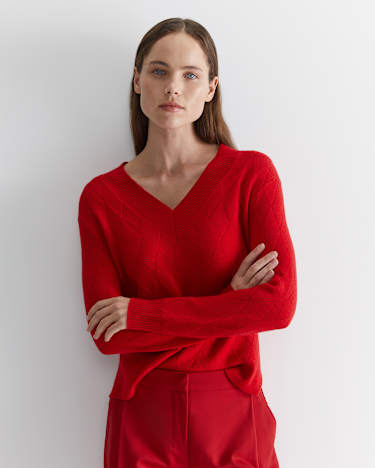 Cass Diamond Cable Sweater in RED