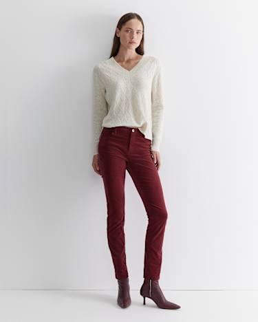 Cleo Velvet Pant in WINE