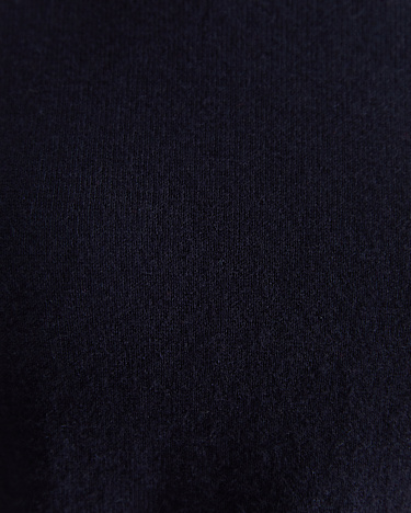 Laurina Turtleneck in NAVY