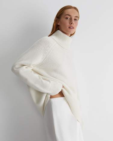 Sunshine Chunky Sweater in WINTER WHITE