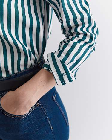 Serena Stripe Shirt in WHITE/GREEN