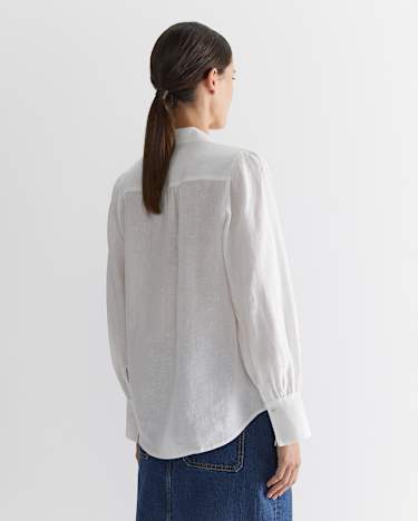 Amy Blouse in WHITE