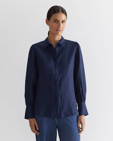 Amy Blouse in NAVY
