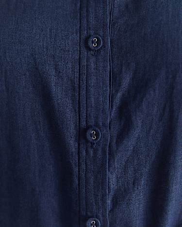 Amy Blouse in NAVY