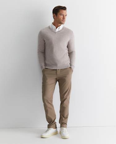 Merino V-Neck Knit in MALT