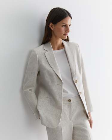 Freya Linen Blazer in STRING