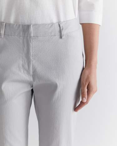 Evie Capri Pant in SILVER
