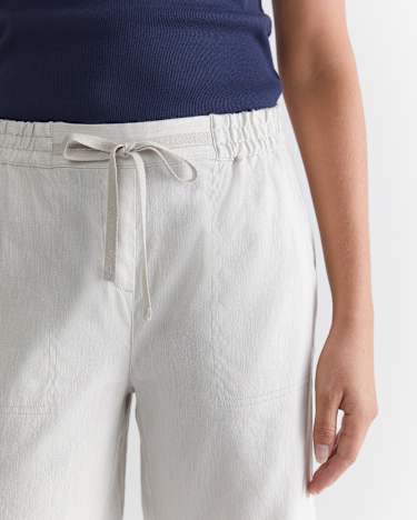 Rosa Linen Short in NATURAL
