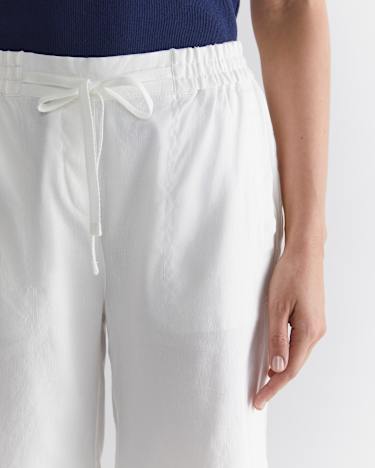 Rosa Linen Short in WHITE