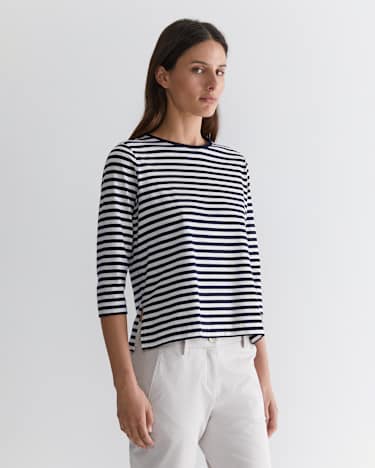 Cotton Crew 3 Quarter Sleeve T-Shirt in NAVY/WHITE