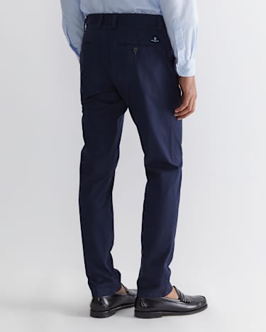Smith Tapered Chinos in FRENCH NAVY