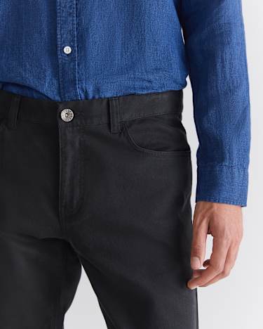 Tapered Bedford Jean in BLACK