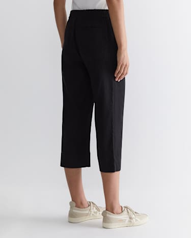 Rosa Crop Linen Pant in BLACK