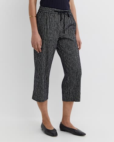 Rosa Stripe Crop Linen Pant in NAVY/WHITE