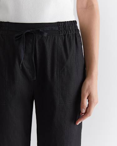 Rosa Crop Linen Pant in BLACK