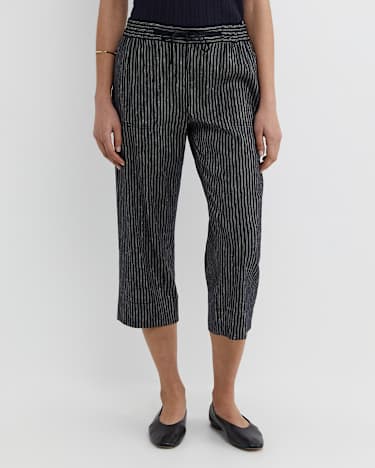 Rosa Stripe Crop Linen Pant in NAVY/WHITE