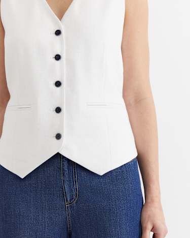 Brianne Linen Vest in WHITE