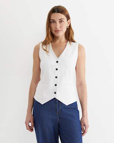 Brianne Linen Vest in WHITE