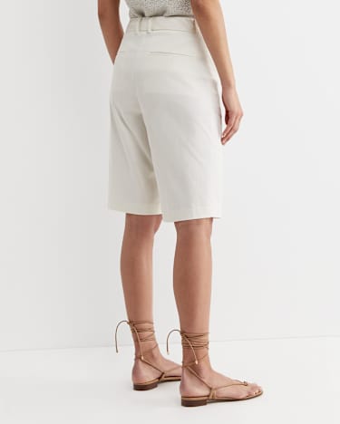Evie Bermuda Short in MILK