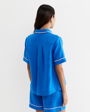 Lulu Blanket Stitch Linen Shirt in PEACOCK